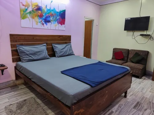 Hotel Hcb (Hemo Chandra Bhawan) - Wifi
