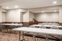 Baymont by Wyndham Eau Claire WI Hotels in Seymour