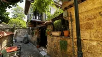 Sultan Pension