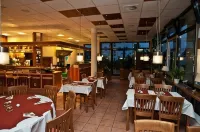 Hotel Manu - breakfast