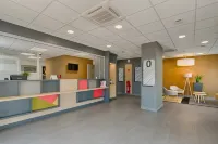B&B HOTEL Marseille la Valentine Saint-Menet Hotels in La Penne-sur-Huveaune