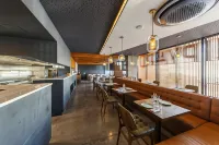 The Shipyard Angra - Apartments