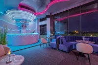 Yangon Thanlwin Hotel - bar