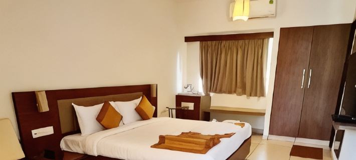 Sun N Sea Resort Hotels in Diveagar