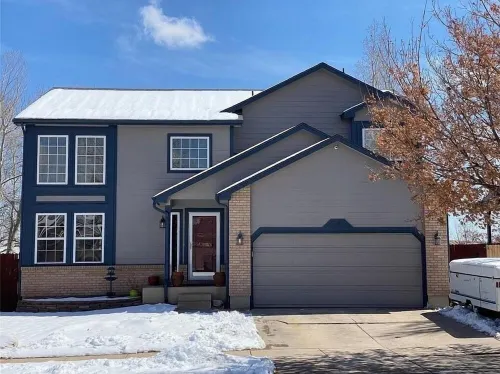 Beautifully decorated family friendly home centrally located in Colorado Springs