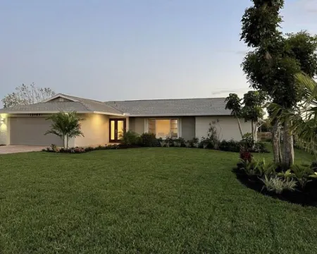 Lakeside Paradise Getaway Near Southwest Florida's Top Beaches! Pool Table 3B\3B Hotels in Iona