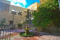 The Burrow Guest House Hotels in der Nähe von Internationaler Flughafen Malta