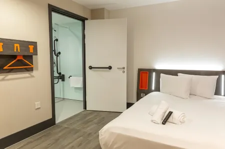 Easyhotel Reading