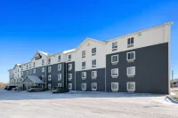 Days Inn & Suites by Wyndham Rochester Mayo Clinic South Hotels in Rochester