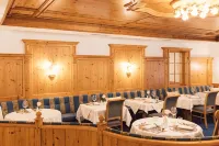 Wellness Refugium & Resort Hotel Alpin Royal - Small Luxury Hotels of the World - breakfast