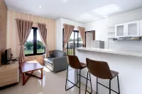 Jember Town Square Apartment by Calli Rooms - Apartments
