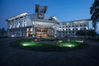 The Royale Krakatau Hotels in Jombang