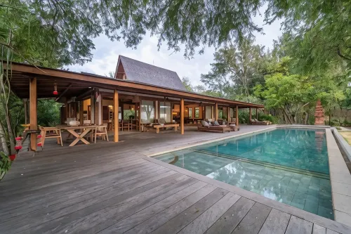 Villa Pulau Cinta Boutique Suites Hotels in Gili Meno