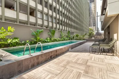 360 Pamplona Hotels near Café Piu Piu