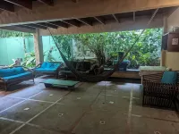 Tasty Dayz Hostel