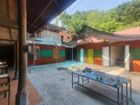 位於河江的11卧室平房-500平方米|帶5個獨立浴室