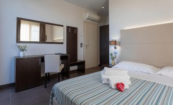 Gimmi Hotel - Housity