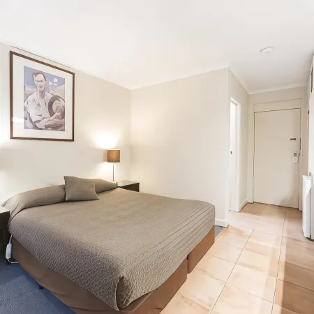 Forrest Hotel & Apartments