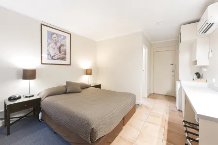 Forrest Hotel & Apartments