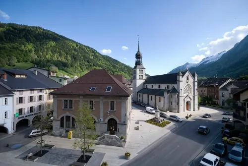 Hôtel du Midi Hotels in Thônes