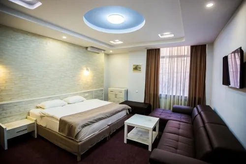 Hobby Hotel - Airport Shuttle