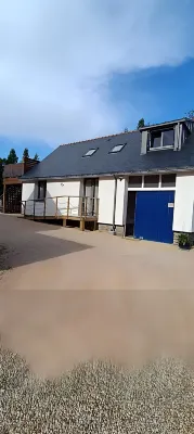 En Bord de Mer, Appartement au 1er Étage Avec Terrasse Spacieuse Hotels in Sarzeau