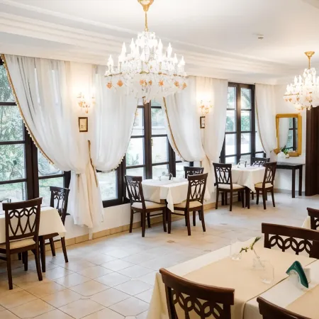 Hotel Royal Plaza