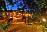The Rainforest GEO Lodge - parking