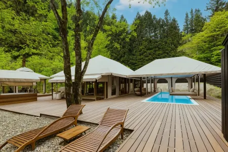 Keikoku Glamping Tent Отели в г. Ниситама