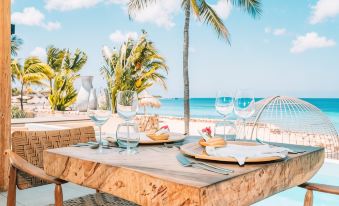 Van der Valk Plaza Beach & Dive Resort Bonaire