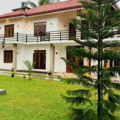 Ahasna Airport Villa Hotel Exterior