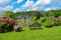 Hubertus Dwór Myśliwski Hotels in Opole