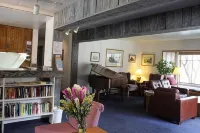 St Moritz Lodge and Condominiums Hotels in Aspen