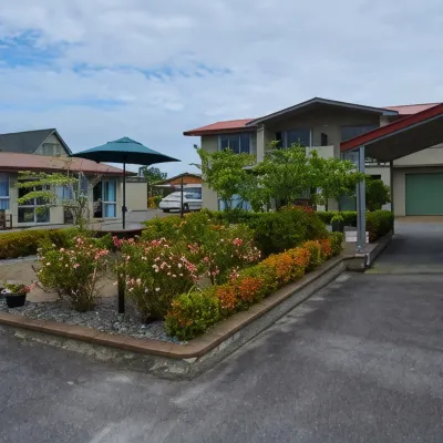 Aachen Place Motel Hotels near Greymouth Station
