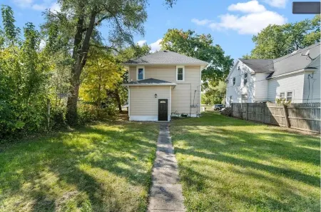 2 Miles from NOTRE DAME, Brand New Spacious House! Отели рядом с достопримечательностью «Ice Box Skating Rink»