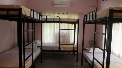 Gibbon Backpackers Hostel โรงแรมใน