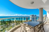 Oscar on Main Beach Resort - Ocean View