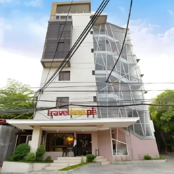 Travelbee Business Inn