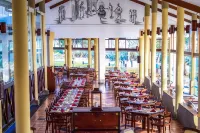 Insight Resort Ahangama - breakfast