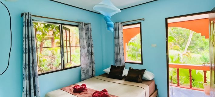 Khao Sok Nung House Hotels in Phanom