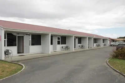 Charlton Motel Hotels near Gore