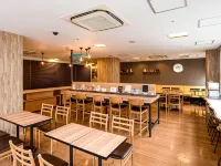 Comfort Hotel Hiroshima Otemachi Hotels near Peace Bell