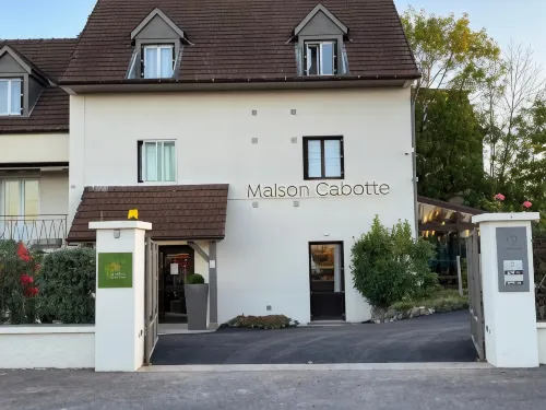 Maison Cabotte فنادق في Aloxe-Corton