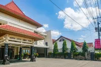 RedDoorz Near XT Square Yogyakarta Hotell i Sorosutan