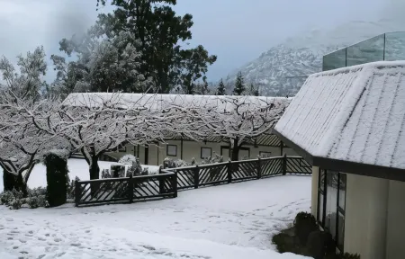 Holiday Inn Queenstown Frankton Road Отели рядом с достопримечательностью «The Helicopter Line, Queenstown»