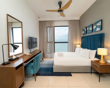 Tanjung Point Residences Отели рядом с достопримечательностью «Blue Whale Cruise Sdn. Bhd. - Penang»