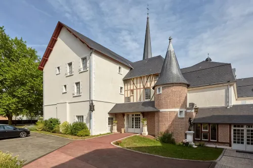 Relais des Trois Châteaux Hôtel-Restaurant - Teritoria Hotels in Cheverny
