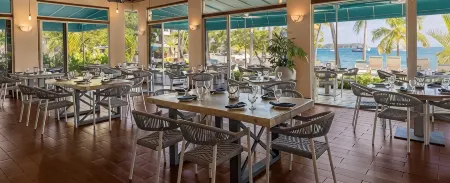 Windward Breeze – Walk to Beach!