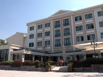 Buyuk Truva Hotel Hotel dekat Saat Kulesi