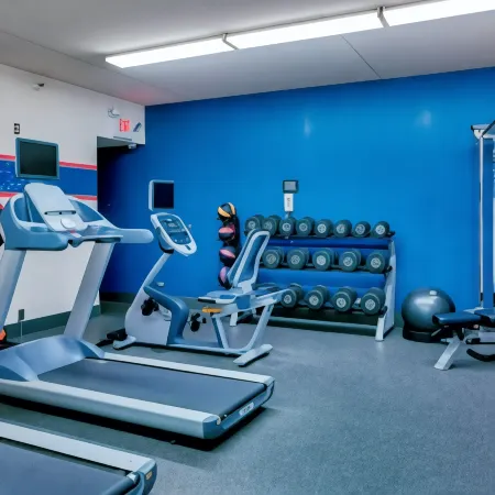 Hampton Inn Pittsburgh-Airport Отели в г. Амбридж